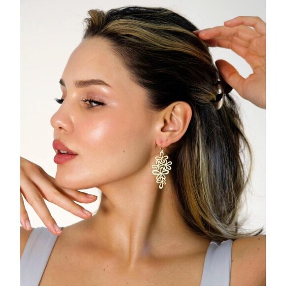 POMINA Floral Celtic Gold Dangle  Filigree Drop Earrings for Women - Picture 2 of 9